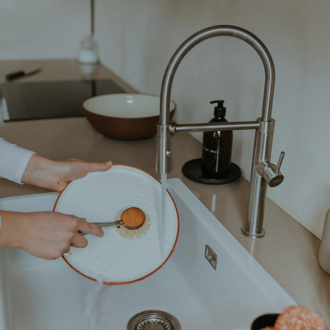Como Escolher Torneiras Sustentáveis e Reduzir o Consumo em Casa